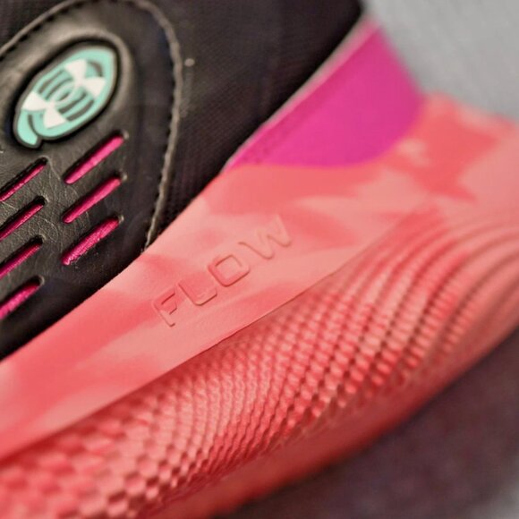 New! Size: 7 Women | Under Armour Flow Breakthru 5 | Black Andromeda Purple - Picture 3 of 16